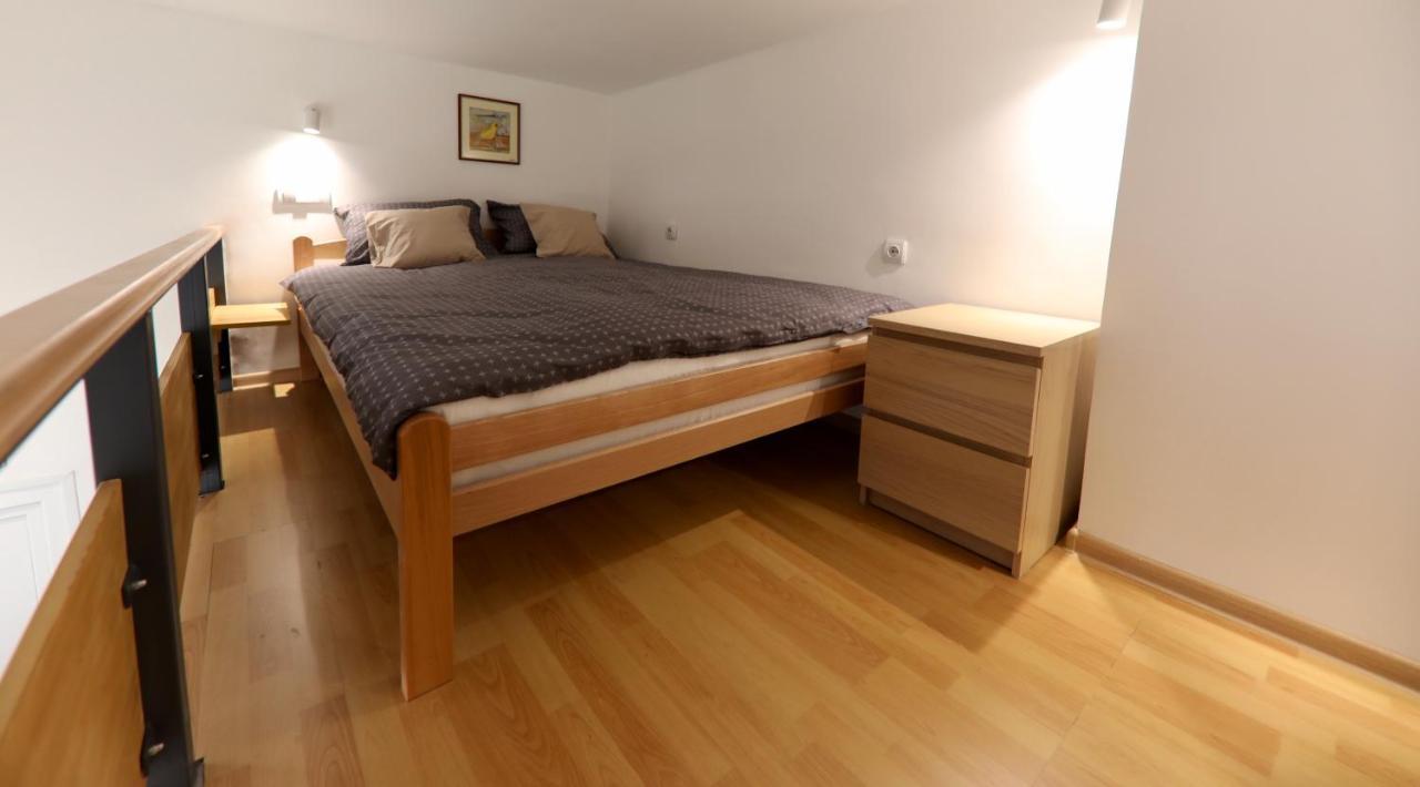 Ant Apartman